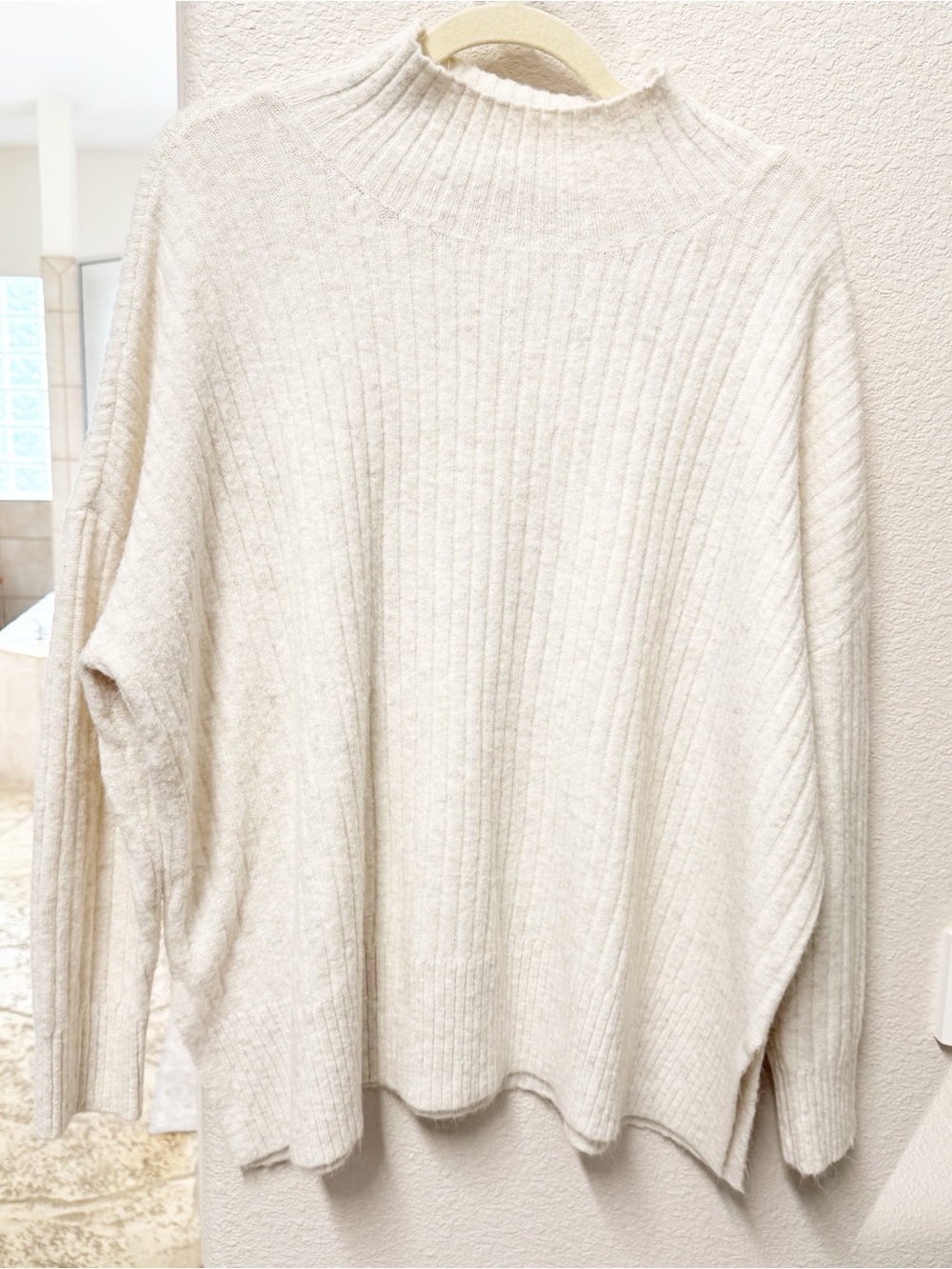 Loft Cream Ribbed Mock Neck Women’s Sweater Large